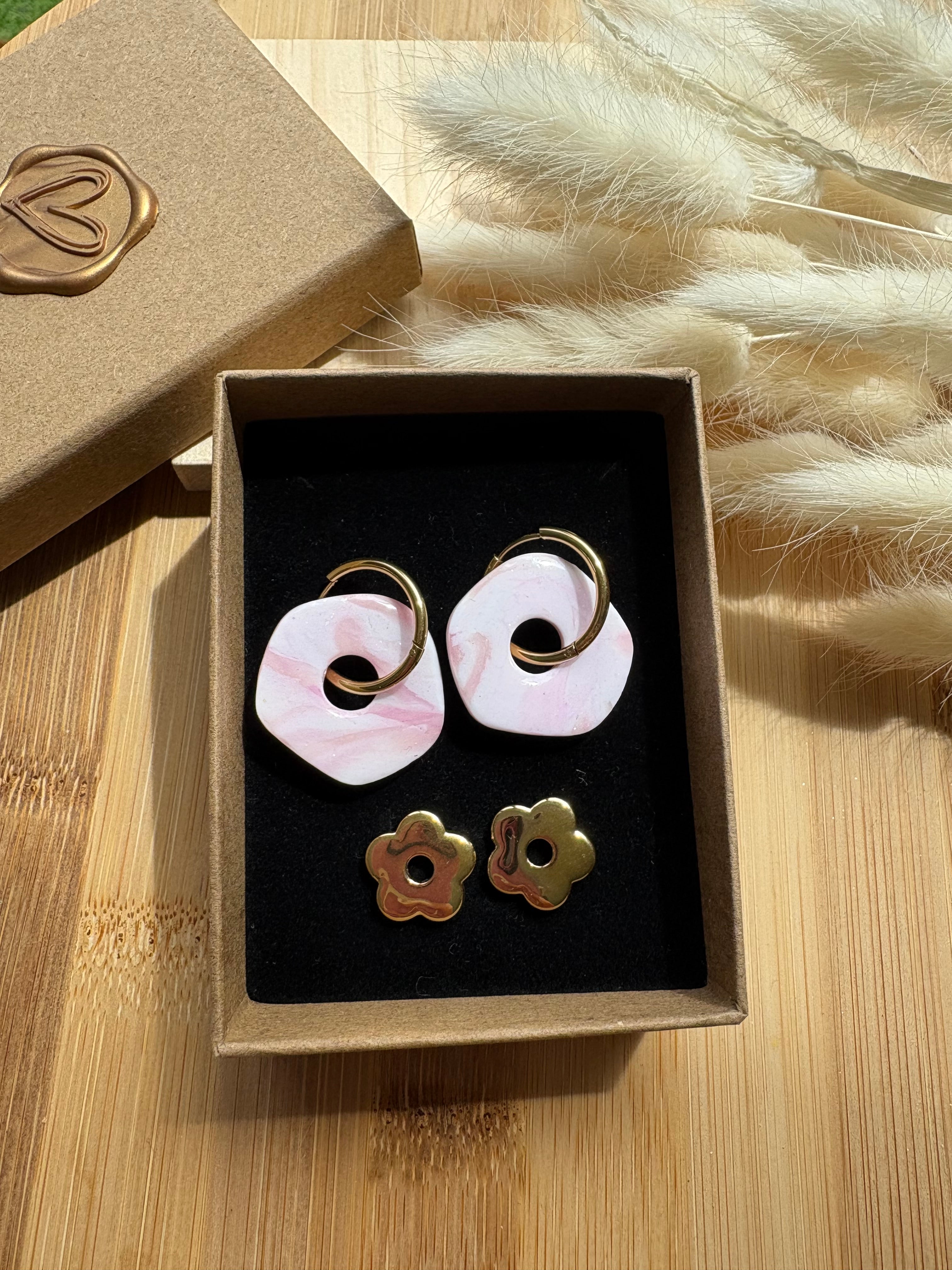 Boucles créoles dorées, Rose Perle